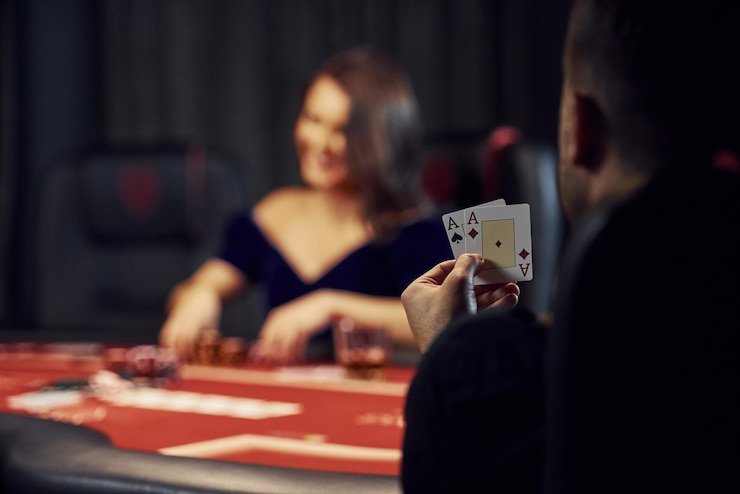 sigmabet77 platform dashboard showing live football and casino games